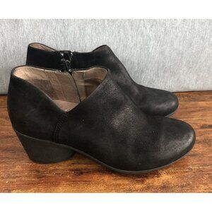 Dansko Women's SZ 37 US 7‎ Raina Black Nubuck Leather Ankle Bootie Heels